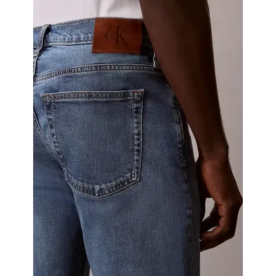 Jean Calvin Klein Slim Taper bleu denim medium pour homme, référence LV04LB780G-RDC