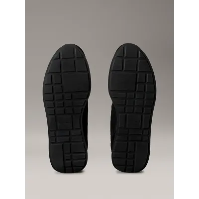 Baskets Calvin Klein Runner Suede Mix Signature Logo noires pour homme, référence YM0YM01361-0GM