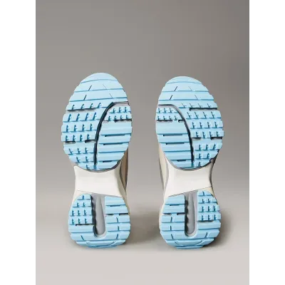 Baskets Calvin Klein Hike Runner en nylon gris clair pour femme, référence YW0YW01852-0IP