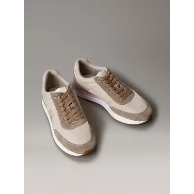 Baskets Calvin Klein Retro Runner Lace-Up beiges pour femme, référence YW0YW01990-0IJ