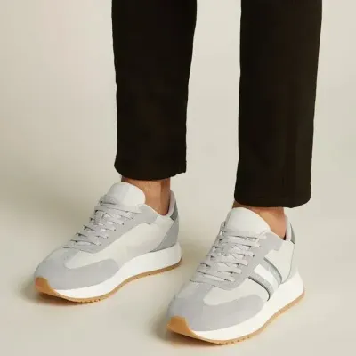 Baskets homme Tommy Jeans Retro Runner Gris EM0EM01502-PRZ en cuir, textile et synthétique