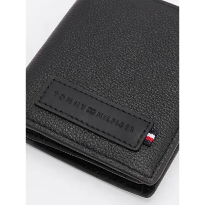 Portefeuille homme Tommy Hilfiger Tommy Logo Leather Bifold Wallet Noir AM0AM13034-BDS en cuir véritable