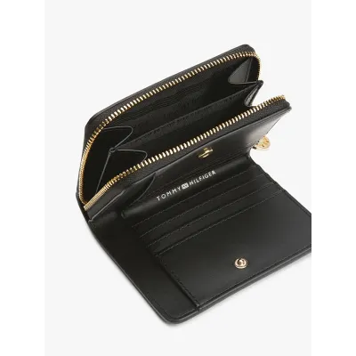 Portefeuille femme Tommy Hilfiger Monogram Plaque Wallet Noir AW0AW17473-BDS en 100 % polyuréthane