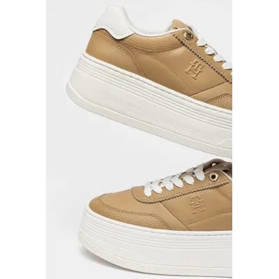 Baskets Tommy Hilfiger Platform Lux Court Sneaker beiges pour femme, référence FW0FW08379-RBC
