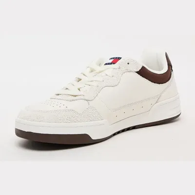 Sneakers homme Tommy Jeans Cupsole Leather Mix Material Blanc EM0EM01566-YBI avec empiècements en daim.