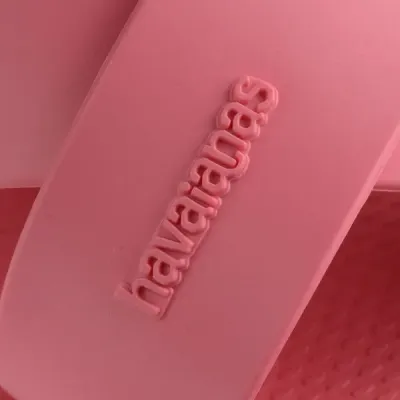 Sandales Havaianas Aqua roses 4148806-7600 avec larges brides croisées en X et semelle en caoutchouc