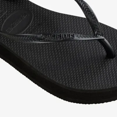 Tongs Havaianas Slim Flatform noires 4144537-0090 avec semelle plateforme 2,5 cm et brides fines