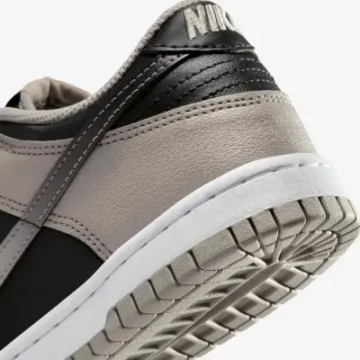 Nike Dunk Low gris et noir HV6363-009