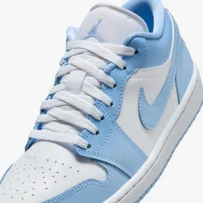 Air Jordan 1 Low homme blanche et bleu clair DC0774-142