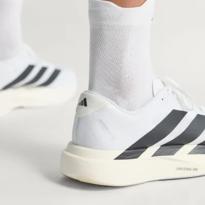 adidas Adizero Evo SL JH6206 blanche avec technologie Lightstrike Pro, chaussure running légère et dynamique