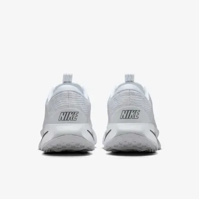 Nike Motiva DV1237-102 blanche pour homme, chaussure de marche avec amorti élevé et technologie Comfortgroove