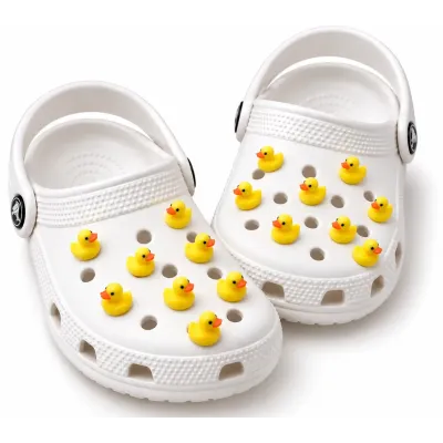 Accessoire 3D canard jaune mignon pour personnaliser des chaussures à trous compatibles Crocs