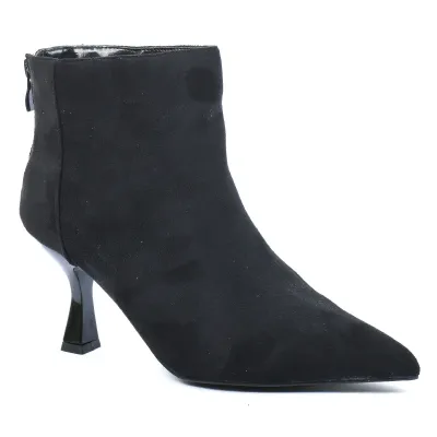 Bottine femme noire à bout pointu avec talon et fermeture ZIP arrière