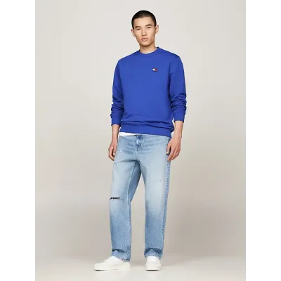 Sweatshirt homme Tommy Jeans Regular Badge bleu DM0DM17986-C8T en coton Terry, coupe Regular Fit.