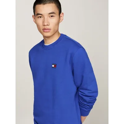 Sweatshirt homme Tommy Jeans Regular Badge bleu DM0DM17986-C8T en coton Terry, coupe Regular Fit.