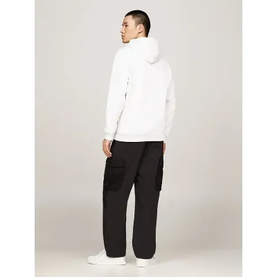 Hoodie homme Tommy Jeans Regular Badge blanc DM0DM17988-PE9 en coton 100 %, coupe Regular Fit .