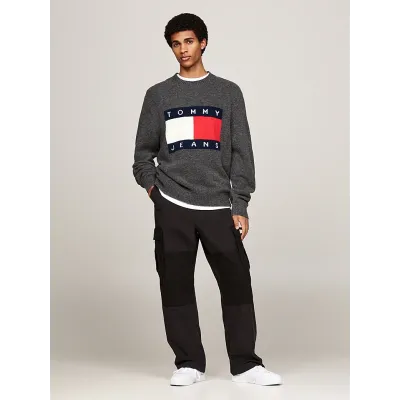 Pull homme Tommy Jeans Melange Flag Knitted Crewneck gris DM0DM19442-PUB, maille chinée, coupe Regular Fit, col rond.