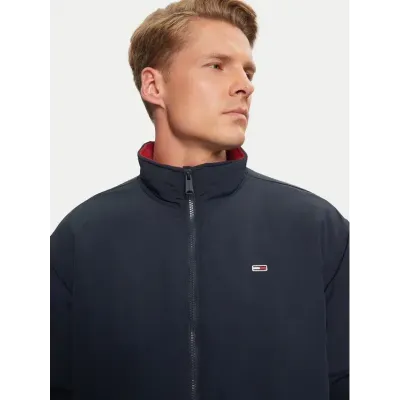 Veste matelassée Tommy Jeans Essential Padded Jacket bleu marine pour homme, DM0DM19661-C1G, en polyamide avec coupe Regular Fit