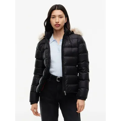 Doudoune Tommy Jeans femme Faux Fur Hood Slim noire DW0DW18312-BDS en duvet de canard avec capuche bordée de fausse fourrure