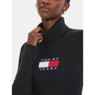 Pull col roulé Tommy Jeans femme Roll Neck Slim gris foncé DW0DW18678-HEV en maille côtelée avec logo intarsia