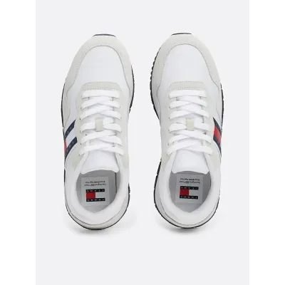Baskets Tommy Jeans femme blanches EN0EN02510-YBS en cuir et daim, semelle mousse et logo latéral