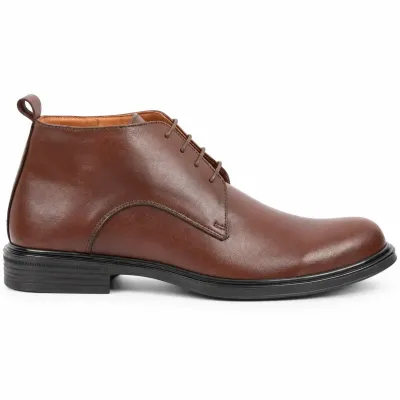 Bottines homme MAXIMS SHOES MX-226-M marron à lacets avec tige montante, bout arrondi et semelle noire