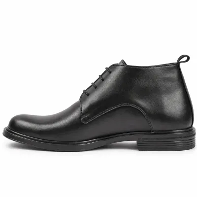 Bottines homme MAXIMS SHOES MX-226-N noires à lacets avec tige montante, bout arrondi et semelle noire