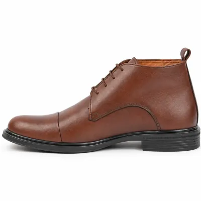Bottines homme MAXIMS SHOES MX-227-M marron à lacets, tige montante, bout arrondi et semelle extérieure noire