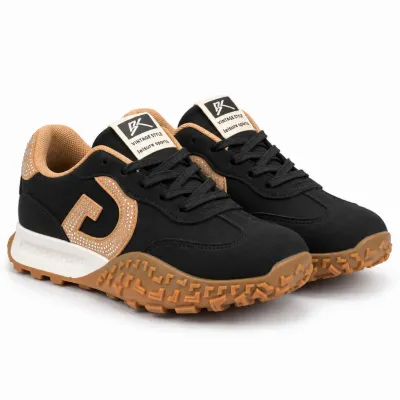 Baskets femme noires en matière synthétique aspect daim, modèle à lacets avec détails décoratifs