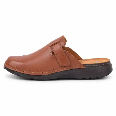 Mule OCEAN OC-1050-C pour homme en cuir cognac, avec bride latérale perforée