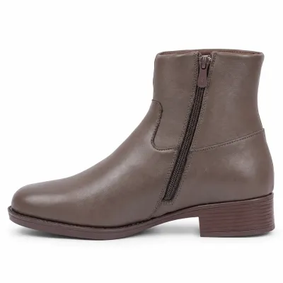 Boots femme Andrea Bruni en cuir taupe AB-109-10-M, vue extérieure avec bout arrondi, talon bloc de 3,5 cm et tige de 14 cm.