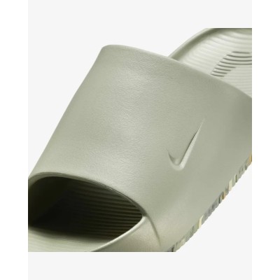 Nike Calm Slide vert- Référence FD4116-301 - Style épuré et confort au quotidien. Nike Calm Slide vert- Référence FD4116-301 - Style épuré et confort au quotidien.