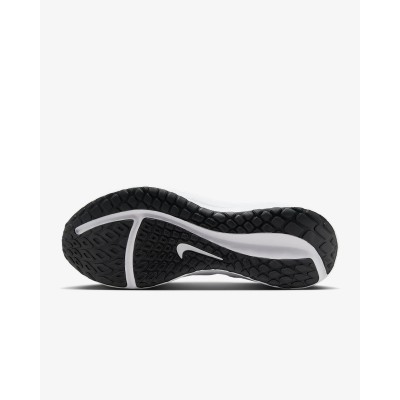 Nike Downshifter 13 gris - Référence FD6454-010 - Chaussure de sport running confortable et performante. Nike Downshifter 13 gris - Référence FD6454-010 - Chaussure de sport running confortable et performante.