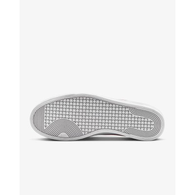 Nike Court Shot Homme blanc - Référence FQ8146-102 - Basket tendance au style épuré et moderne. Nike Court Shot Homme blanc - Référence FQ8146-102 - Basket tendance au style épuré et moderne.