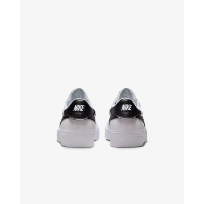 Basket Nike Court Shot homme blanc, référence FQ8146-104, modèle tendance et élégant pour un look sportif. Basket Nike Court Shot homme blanc, référence FQ8146-104, modèle tendance et élégant pour un look sportif.