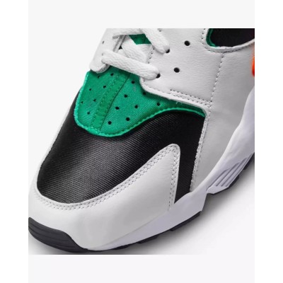 Nike Air Huarache Homme multicolore - Référence DD1068-111 - Basket tendance et stylée pour un look urbain.