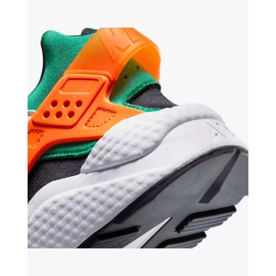 Nike Air Huarache Homme multicolore - Référence DD1068-111 - Basket tendance et stylée pour un look urbain.