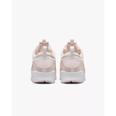 Nike Air Max 90 Futura Femme rose - Référence DM9922-104 - Basket tendance et confortable au style moderne. Nike Air Max 90 Futura Femme rose - Référence DM9922-104 - Basket tendance et confortable au style moderne.