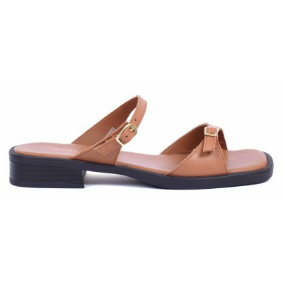 Mule femme Andrea Bruni camel - Référence AB-206-1-C - Élégance et confort en cuir véritable. Mule femme Andrea Bruni camel - Référence AB-206-1-C - Élégance et confort en cuir véritable.