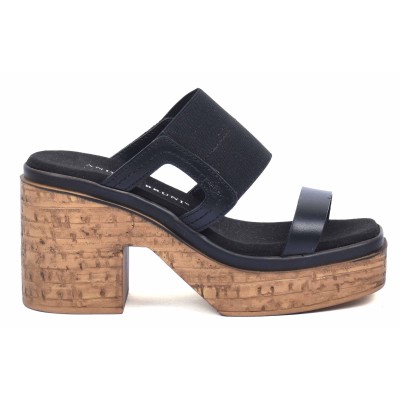 Sabot femme noir Andrea Bruni - Référence AB-354-1-NOIR - Élégance et confort en cuir véritable. Sabot femme noir Andrea Bruni - Référence AB-354-1-NOIR - Élégance et confort en cuir véritable.