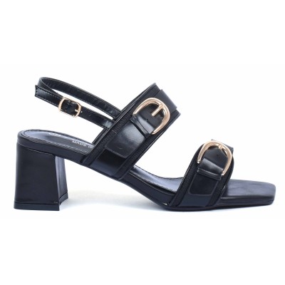 Sandale pour femme en noir, modèle 1638Q-50A-N – élégance et sobriété pour la saison estivale. Sandale pour femme en noir, modèle 1638Q-50A-N – élégance et sobriété pour la saison estivale.