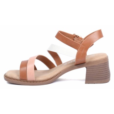 Sandale pour femme camel, modèle YSD7-1-C – parfaite pour un look estival Sandale pour femme camel, modèle YSD7-1-C – parfaite pour un look estival