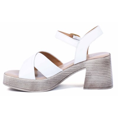 Sandale femme blanche à talon confortable Andrea Bruni modèle AB-244-2-BC Sandale femme blanche à talon confortable Andrea Bruni modèle AB-244-2-BC