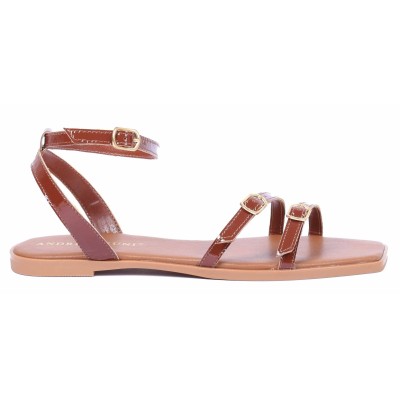 Sandales plates en cuir camel pour femme Andrea Bruni - Référence AB-SBANDE-C Sandales plates en cuir camel pour femme Andrea Bruni - Référence AB-SBANDE-C