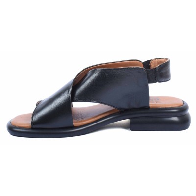 Sandale femme noire en cuir Marco Moda modèle MM-220-N Sandale femme noire en cuir Marco Moda modèle MM-220-N