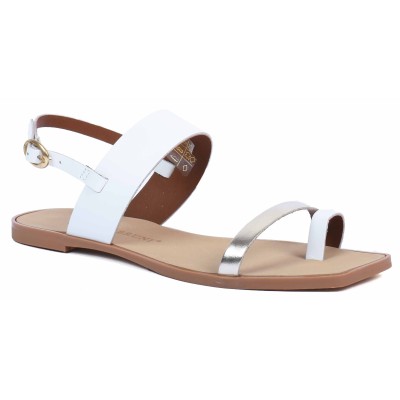 Sandale plate femme en cuir blanc cassé, modèle AB-666-7-BC signé Andrea Bruni Sandale plate femme en cuir blanc cassé, modèle AB-666-7-BC signé Andrea Bruni
