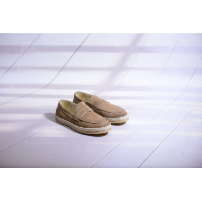Mocassin en cuir homme style Elito - Élégance et confort au quotidien Mocassin en cuir homme style Elito - Élégance et confort au quotidien