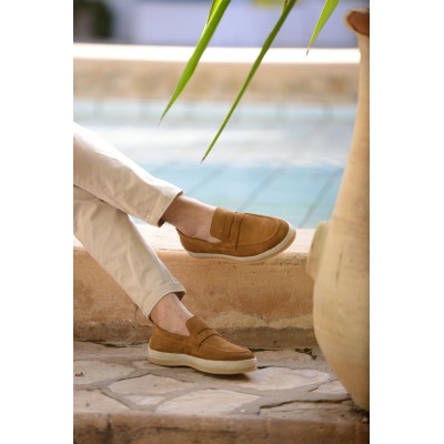 Mocassin en cuir homme style Elito - Élégance et confort au quotidien Mocassin en cuir homme style Elito - Élégance et confort au quotidien