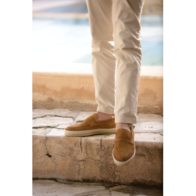 Mocassin en cuir homme style Elito - Élégance et confort au quotidien Mocassin en cuir homme style Elito - Élégance et confort au quotidien