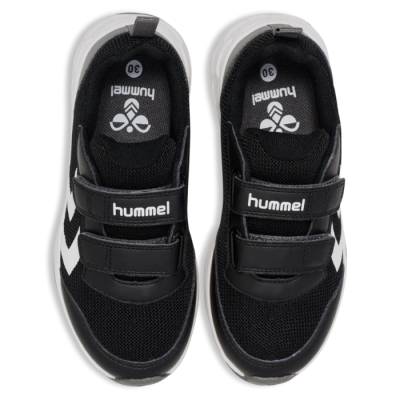 Basket enfant Hummel TURBO RUN 1.0 JR – Réf. 226346-2001 – Couleur noir, chaussure légère et tendance. Basket enfant Hummel TURBO RUN 1.0 JR – Réf. 226346-2001 – Couleur noir, chaussure légère et tendance.